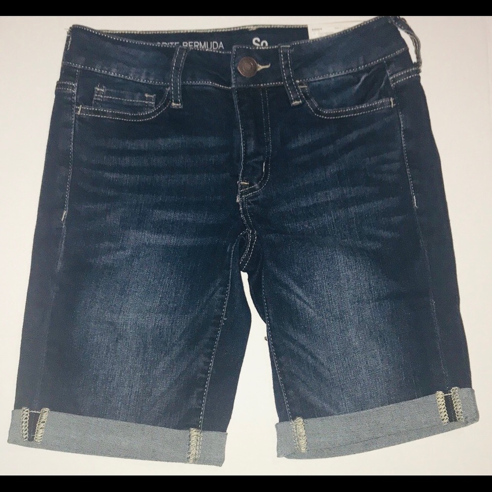 🆕 Juniors’ Low-Rise Bermuda Shorts